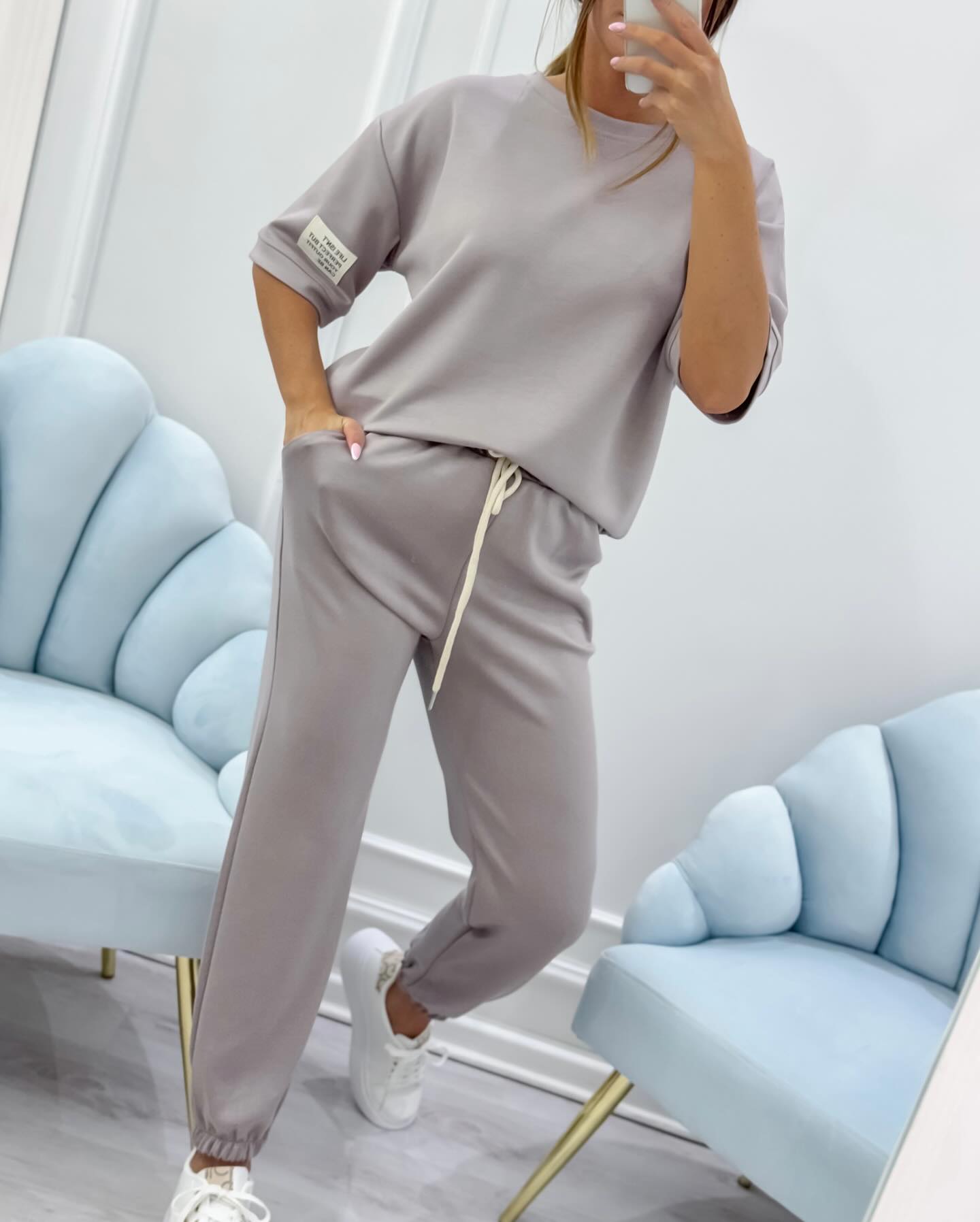 MIMI | Stylowy Zestaw z Krótkim Rękawem
