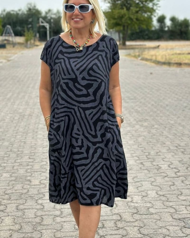 NELIA | Letnia sukienka z okrągłym dekoltem i pięknym nadrukiem