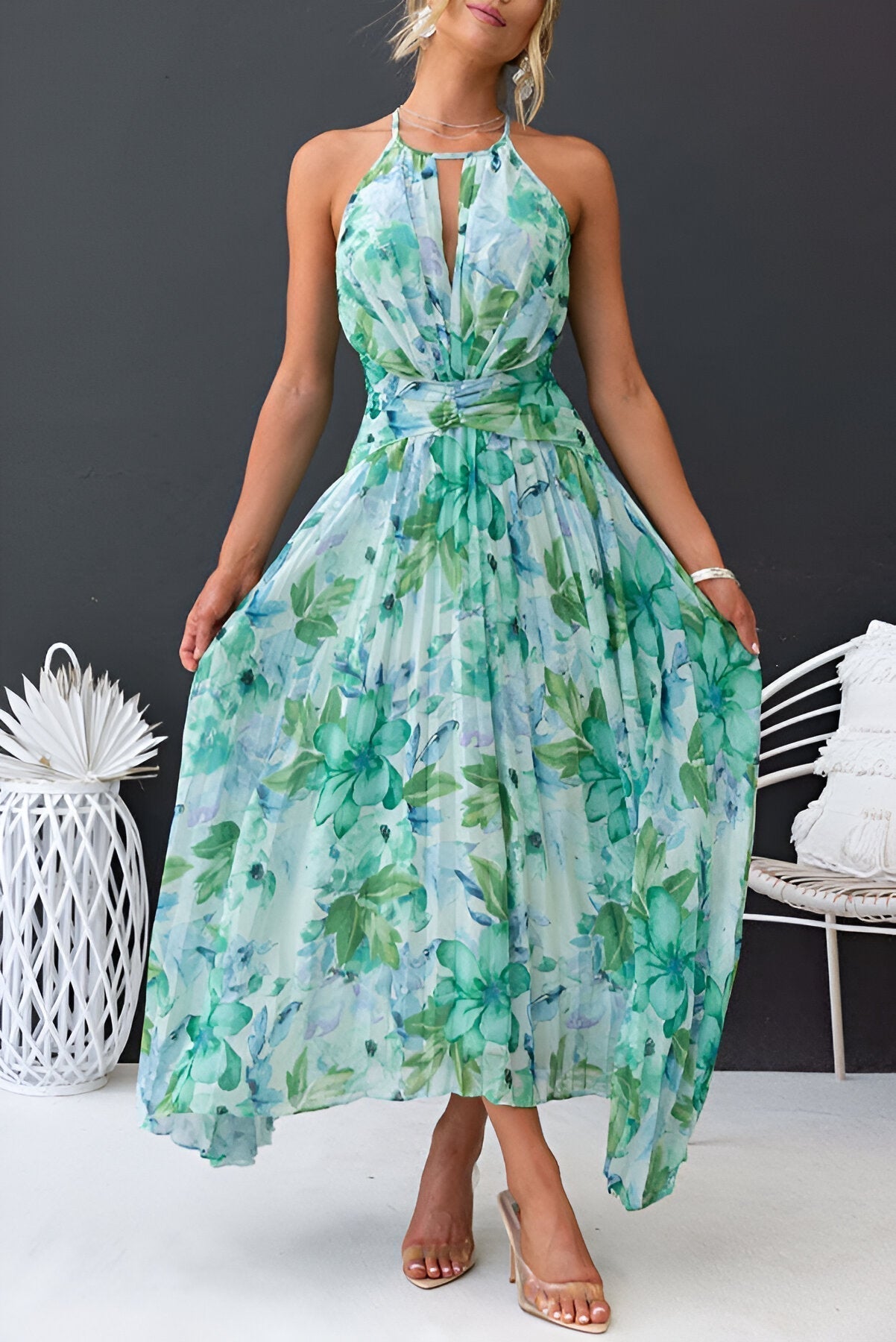 VALERIA | Maxi Sukienka w Pływającej Elegancji