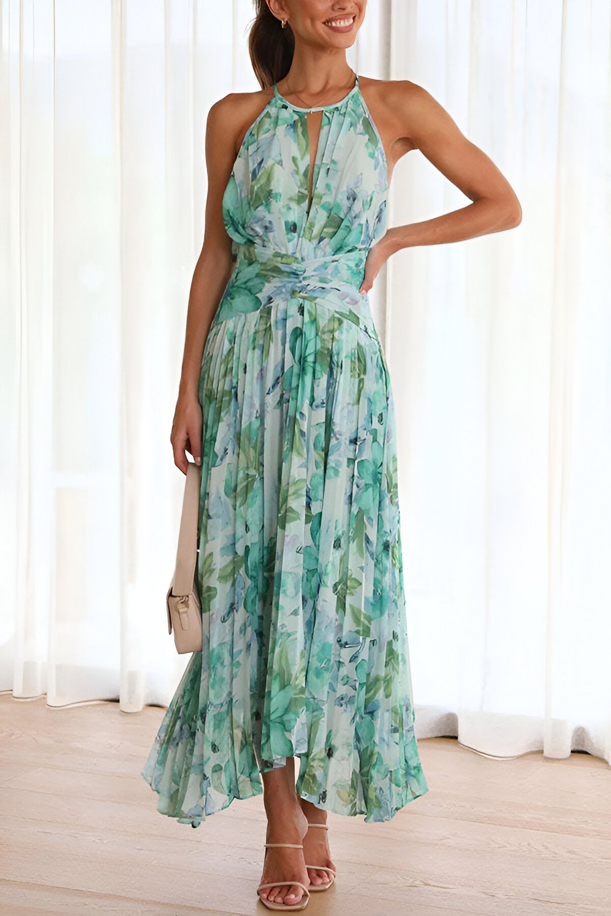 VALERIA | Maxi Sukienka w Pływającej Elegancji